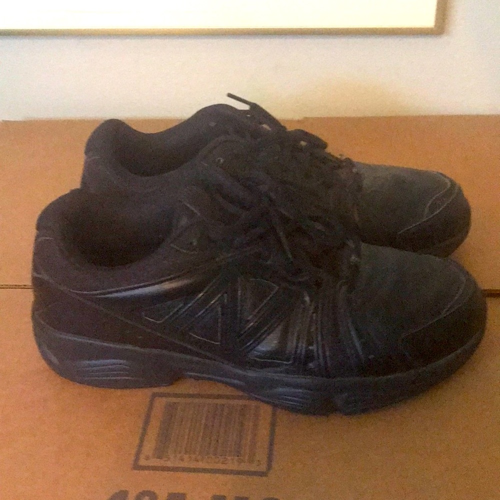 New Balance 519  10 1/2
